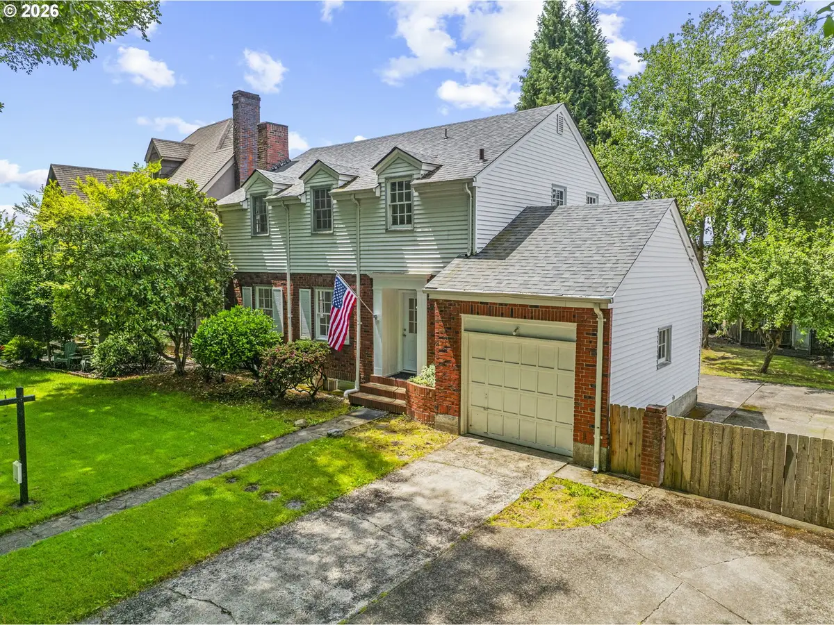 2809 Nichols Blvd, Longview, WA 98632 - #1