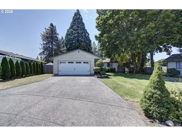 12719 NE 85th St, Vancouver, WA 98682