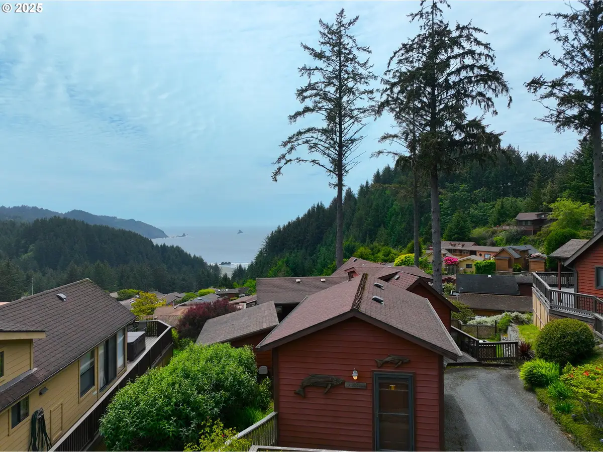 19921 Whaleshead Rd #U9, Brookings, OR 97415 - #1