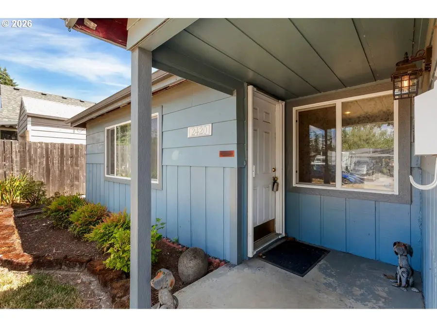 2420 NE 86th Ave, Portland, OR 97220 - #3