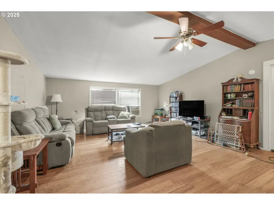 13620 SW Beef Bend Rd #16, King City, OR 97224 - Image #3