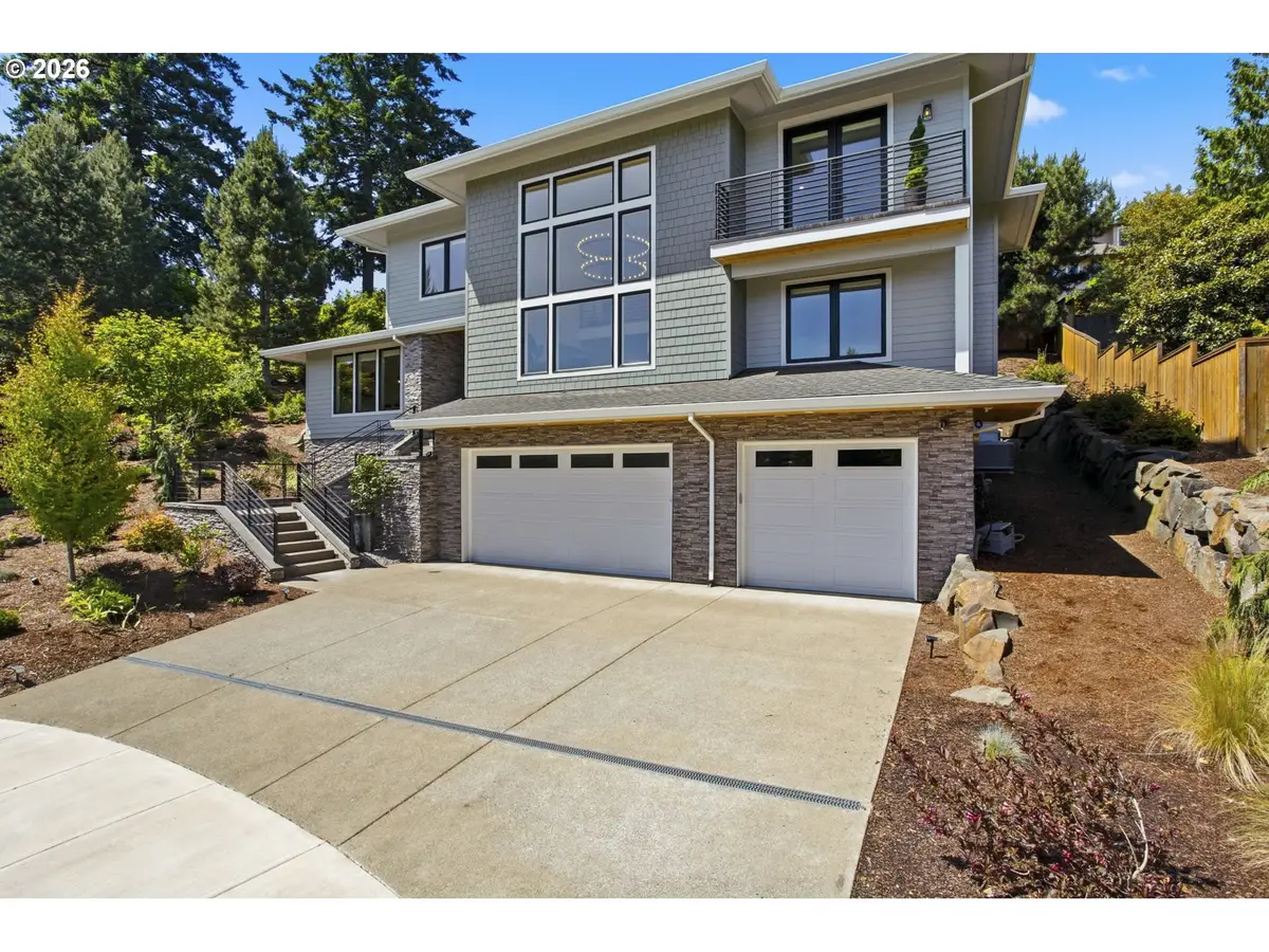 18165 SW Siena Dr, Lake Oswego, OR 97034 - #1