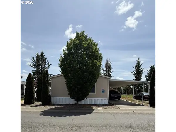 164 Metolius Ln #67, Roseburg, OR 97471