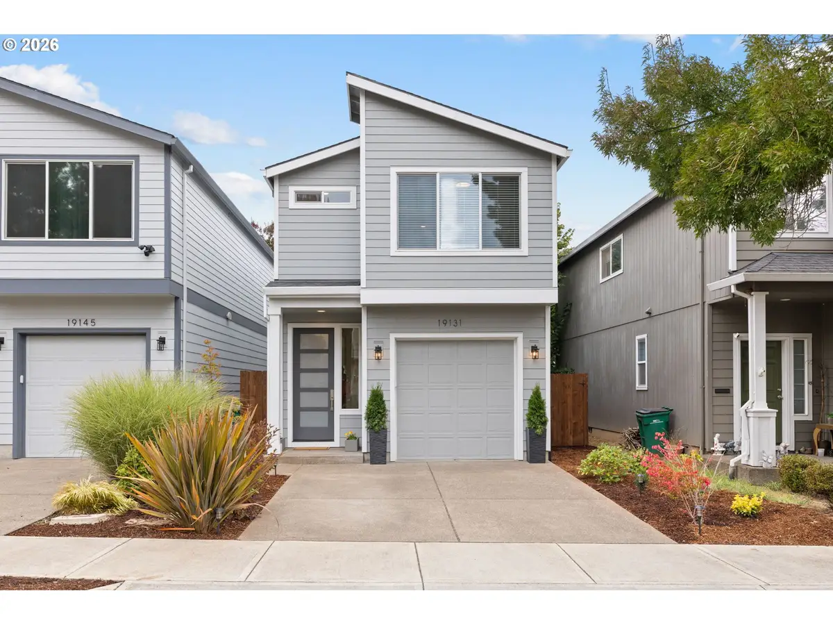 19131 SW Burkwood Ln, Beaverton, OR 97003 - #1