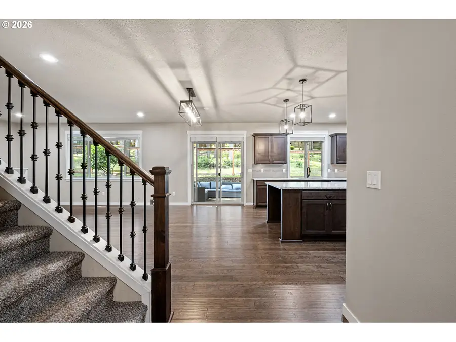 3237 Timberline Dr, Eugene, OR 97405 - #3