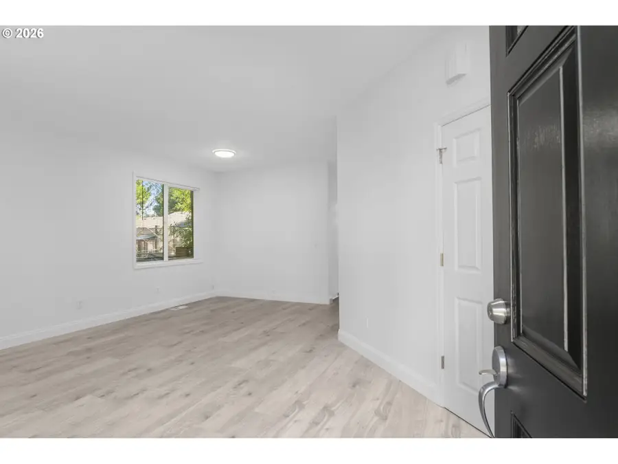 18556 SW Muirfield St, Beaverton, OR 97003 - #3