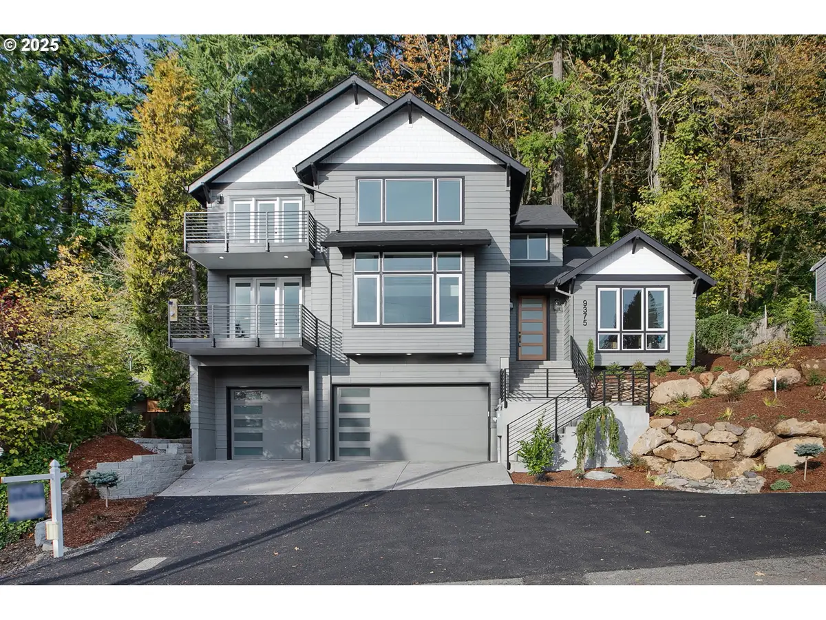 9375 NE Sacramento St, Portland, OR 97220 - Image #1