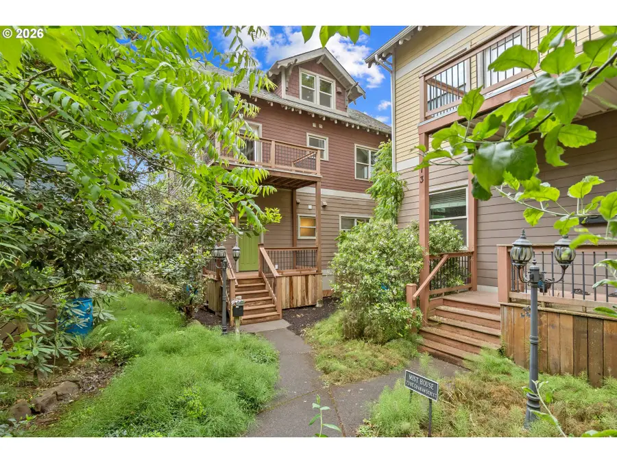71 NE Graham St, Portland, OR 97212 - #2