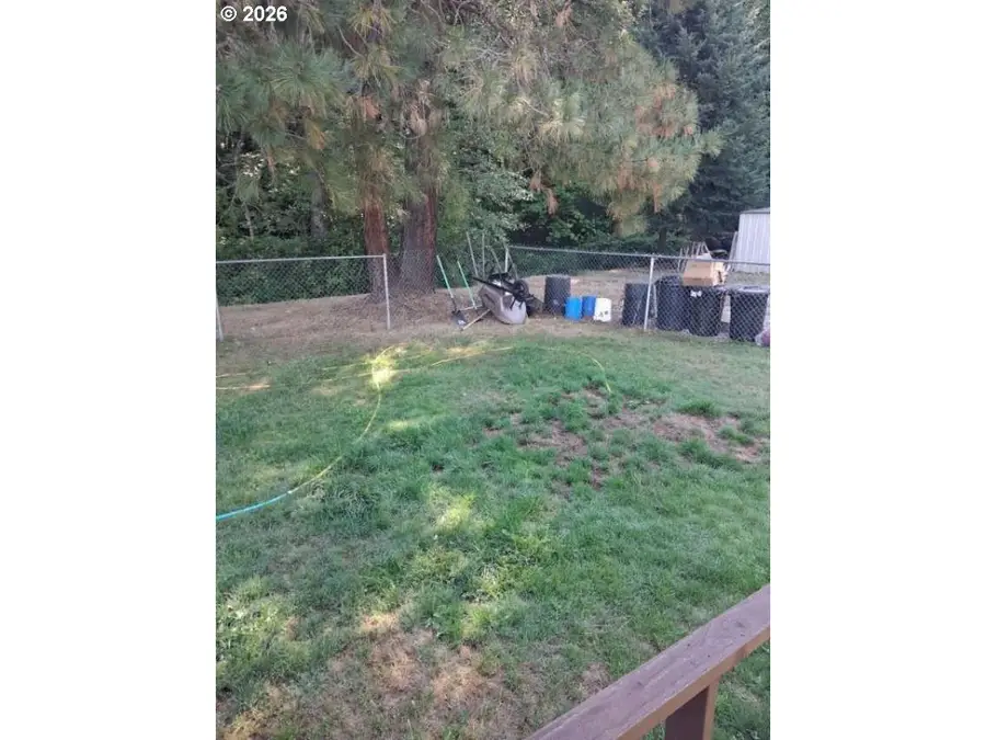 286 Molly St, Glendale, OR 97442 - #3