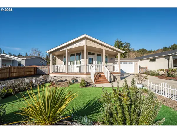 1060 Cedar Loop, Lakeside, OR 97449