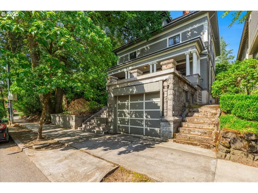 3425 S Corbett Ave, Portland, OR 97239 - #2