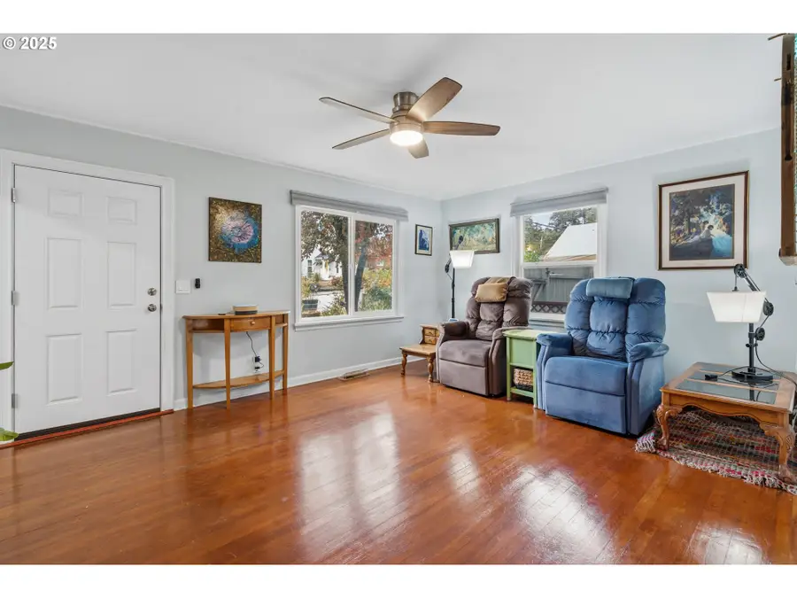 585 Madrona Ave S, Salem, OR 97302 - Image #3