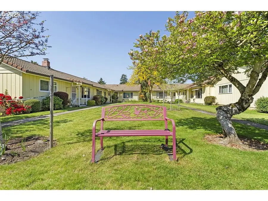 12395 SE Main St, Portland, OR 97233 - Image #2