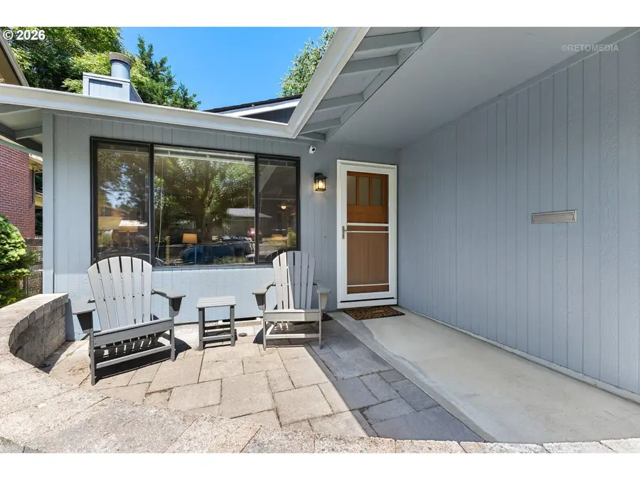 4137 SE Ivon St, Portland, OR 97202 - #3