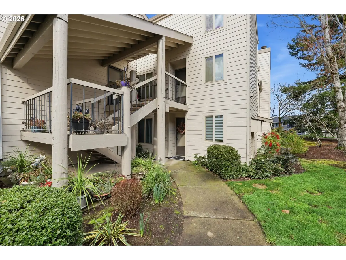 11683 SW Boones Bend Dr, Beaverton, OR 97008 - #1