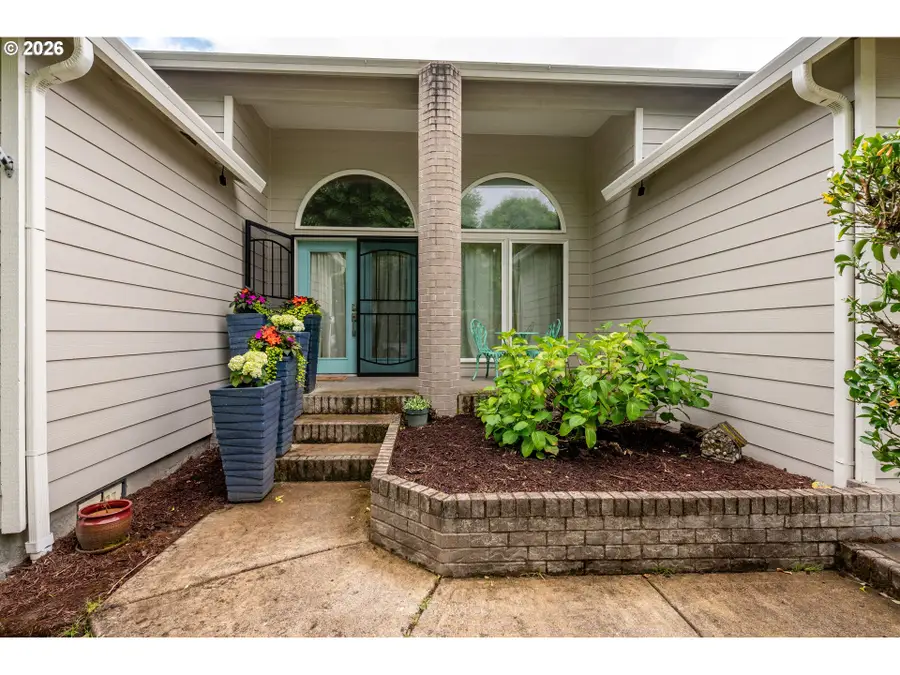 2350 Jathom Ln, Longview, WA 98632 - #3