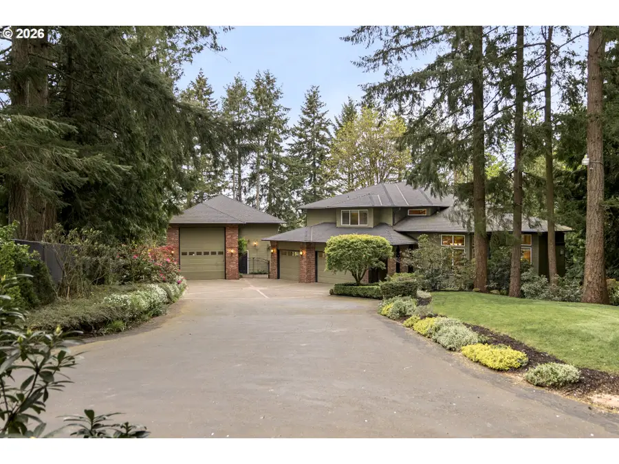 11930 SE Mt Scott Blvd, Northwest Clackamas, OR 97086 - #2
