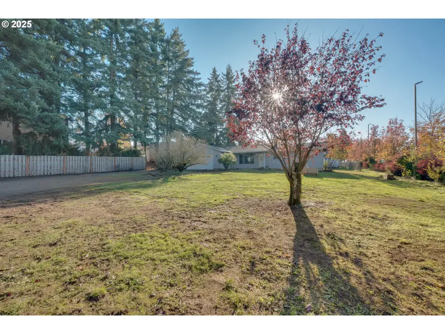 19725 Meyers Rd, Oregon City, OR 97045 - Image #3