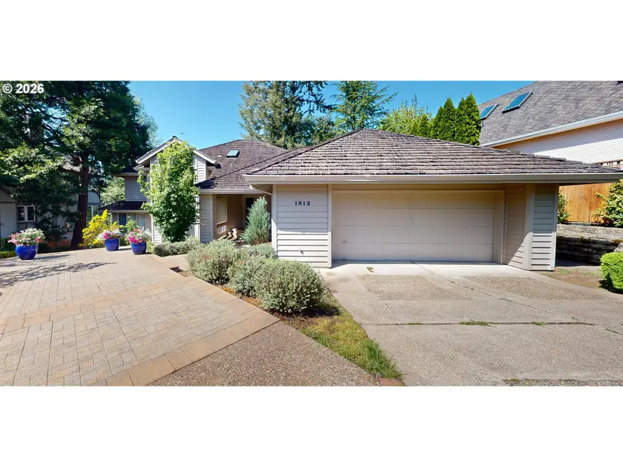 1912 Sunburst Ter, Northwest Clackamas, OR 97068 - #2