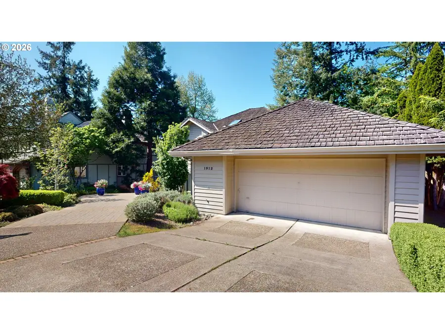 1912 Sunburst Ter, Northwest Clackamas, OR 97068 - #3