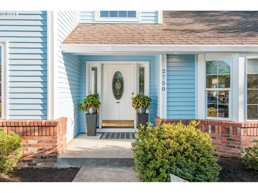 2750 N Holiday Ln, Newberg, OR 97132 - Image #3