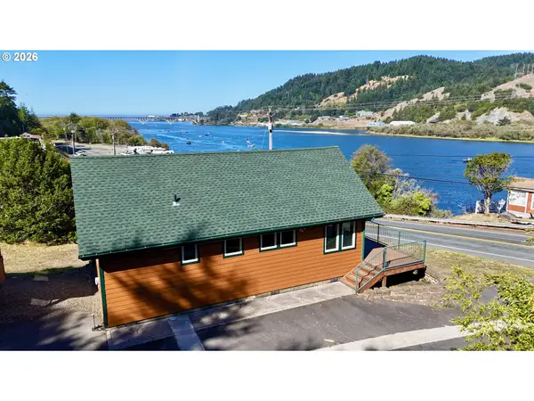 94770 Jerrys Flat Rd, GoldBeach, OR 97444