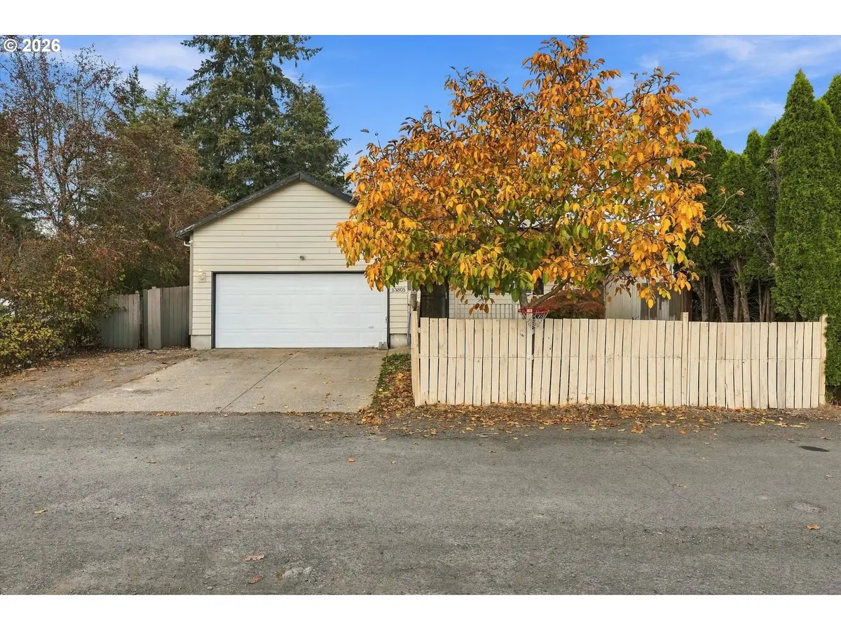 13805 SE Mall St, Portland, OR 97236 - #1