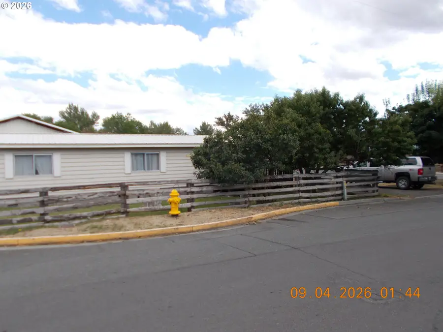586 Ingle St, Mount Vernon, OR 97865 - #2