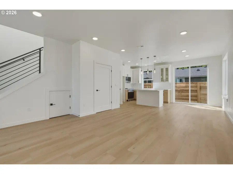 9415 N Macrum Ave, Portland, OR 97203 - #2