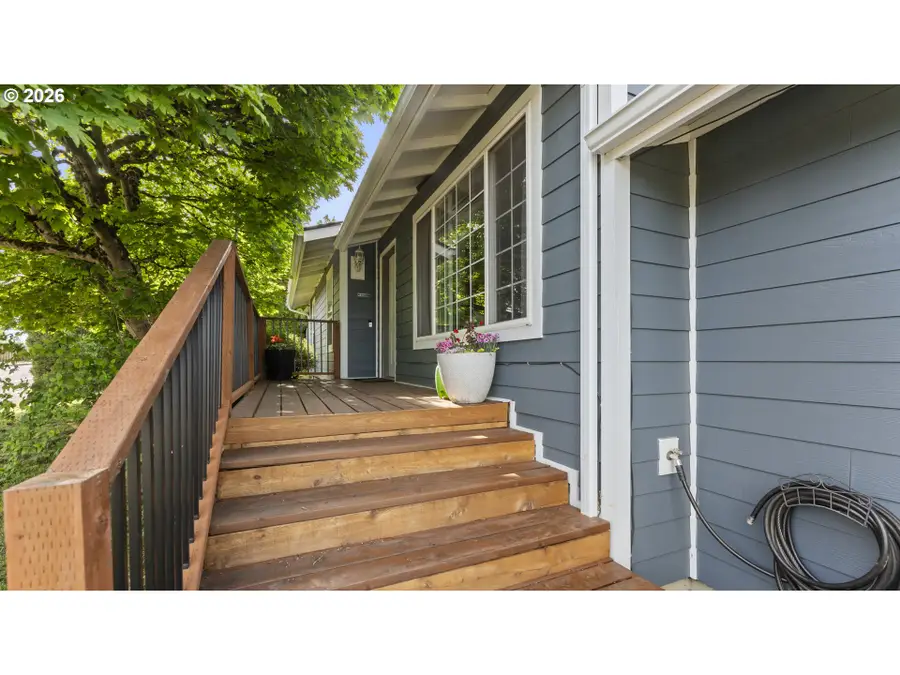 5593 SE Sugar Plum St, Salem, OR 97306 - #3