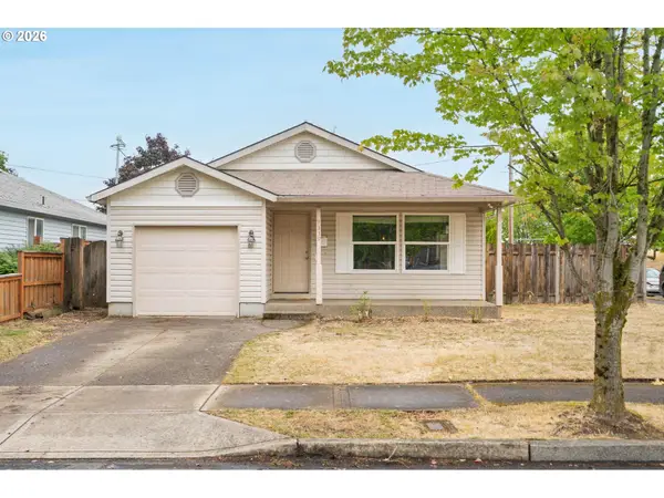 9339 SE Madison St, Portland, OR 97216