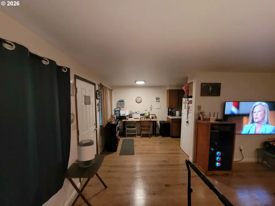 412 NW 8th St, Pendleton, OR 97801 - Image #2