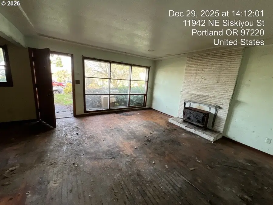 11942 NE Siskiyou St, Portland, OR 97220 - Image #3