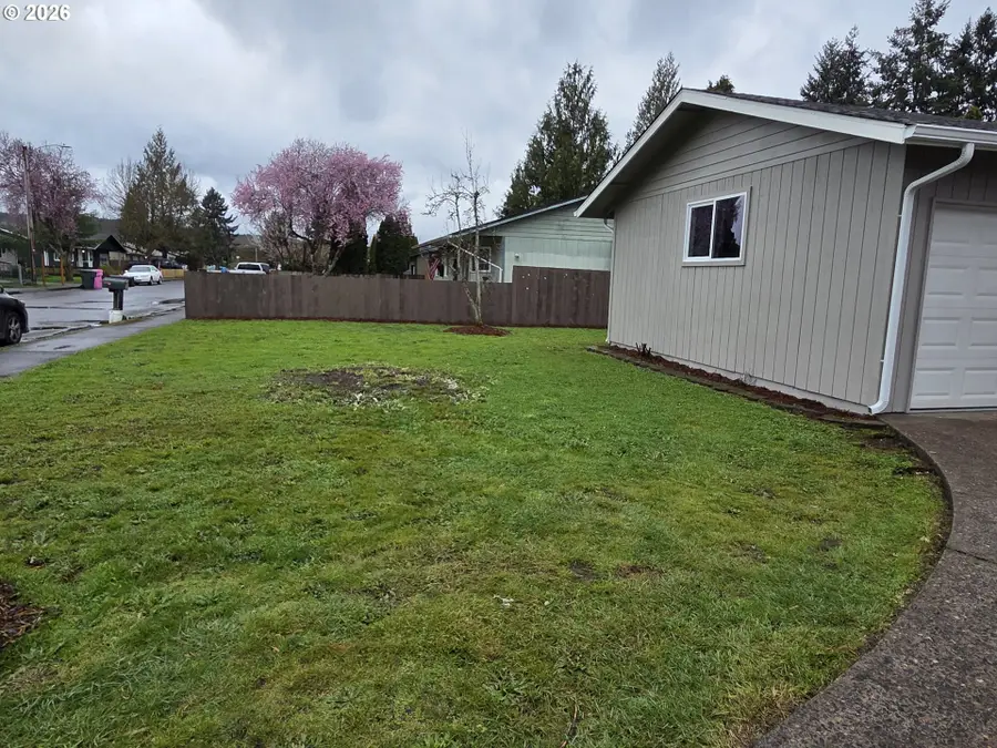 432 SW Diane St, Castle Rock, WA 98611 - #2