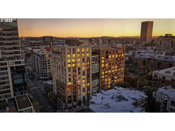 922 NW 11th Ave #305, Portland, OR 97209