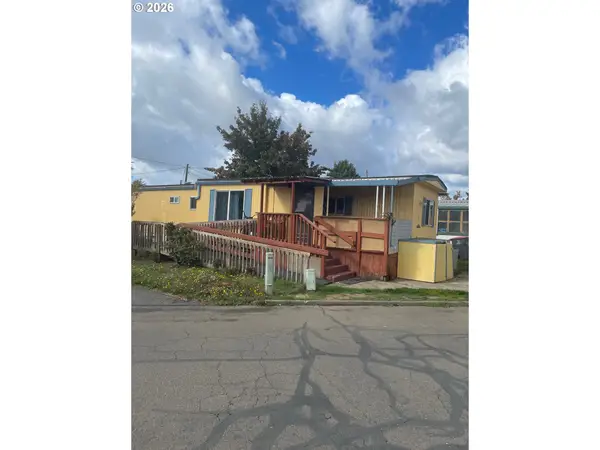 2400 SE Stratus Ave #19, McMinnville, OR 97128