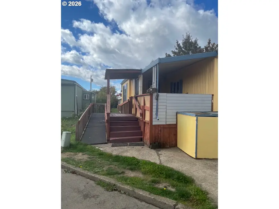 2400 SE Stratus Ave #19, McMinnville, OR 97128 - #2