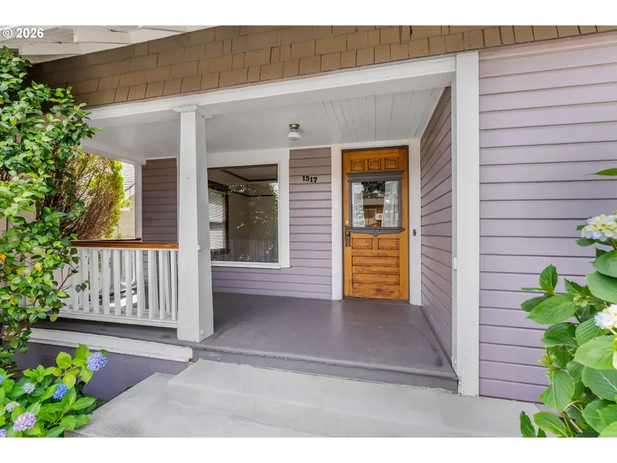 1517 Columbia, Hood River, OR 97031 - #2