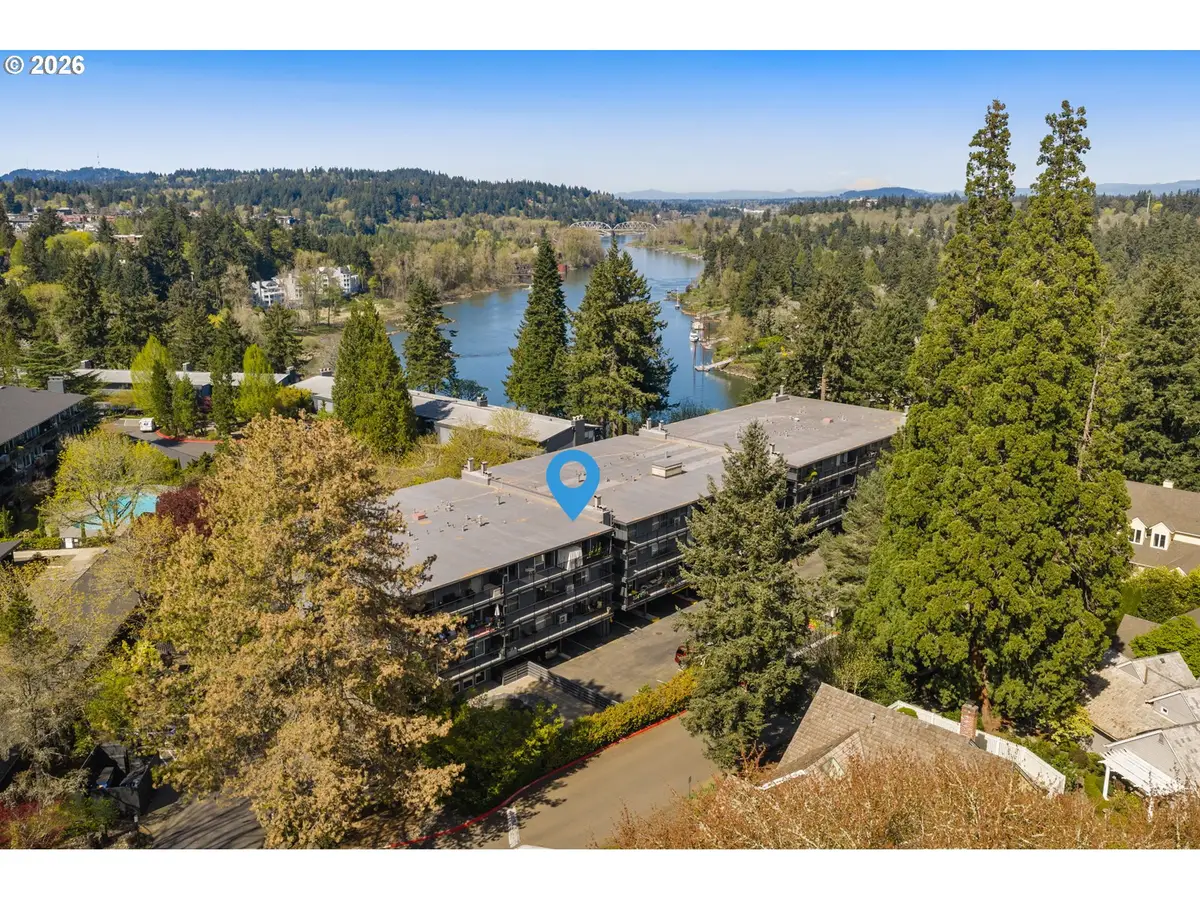 200 Burnham Rd #402, Lake Oswego, OR 97034 - #1