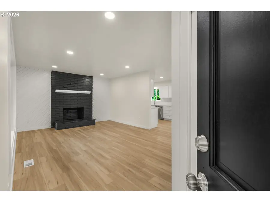 7923 SE 105th Ave, Portland, OR 97266 - #3