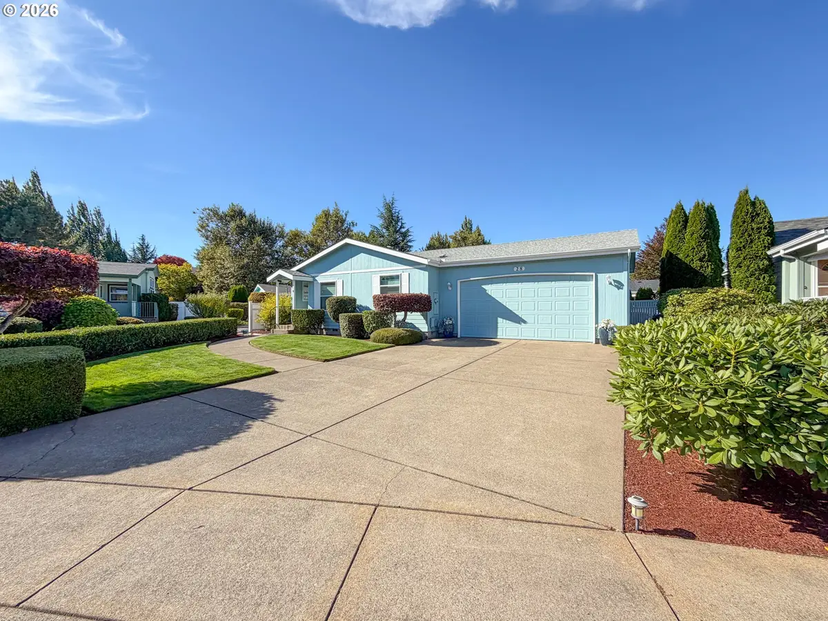3220 Crescent Ave #28, Eugene, OR 97408 - #1