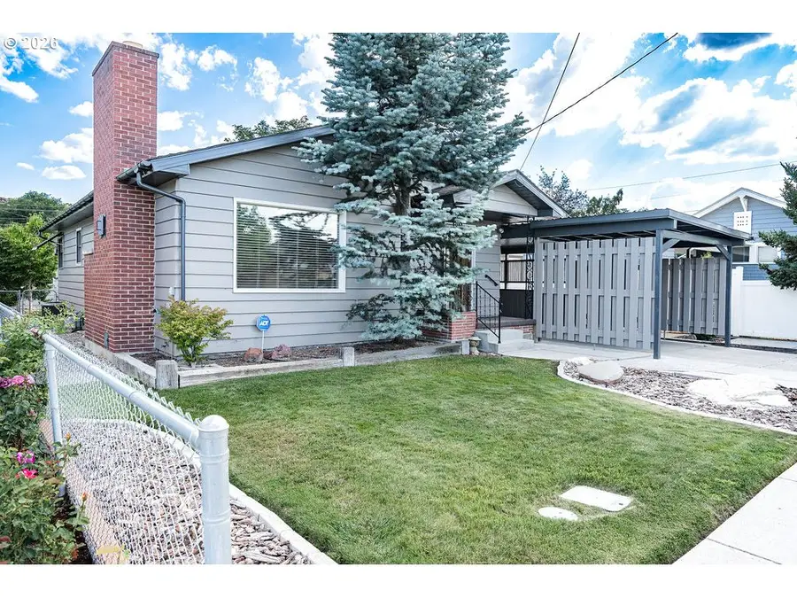 1325 Court Ave, Baker City, OR 97814 - #2