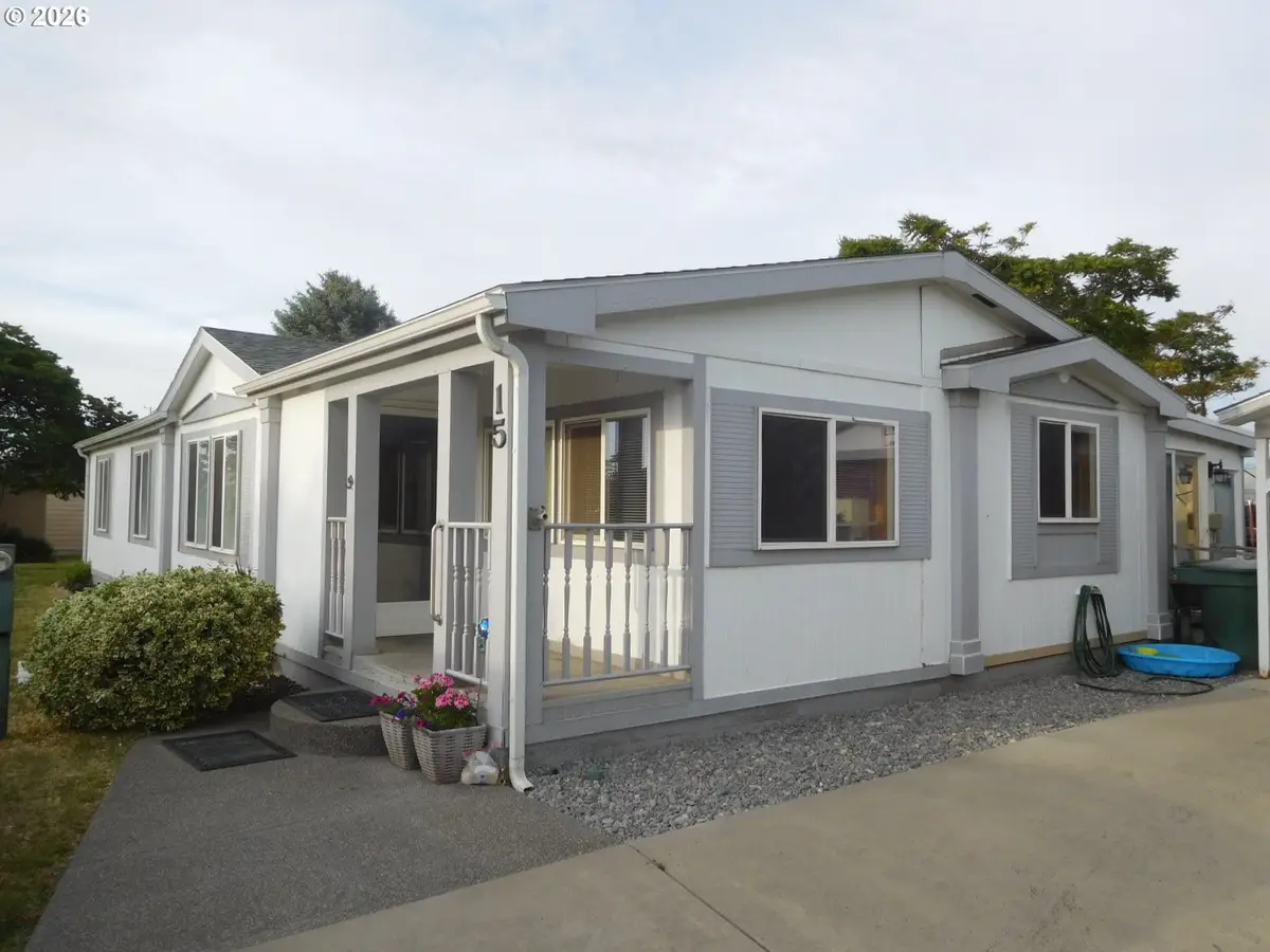 910 Cowl St #15, Milton Freewater, OR 97862 - #1