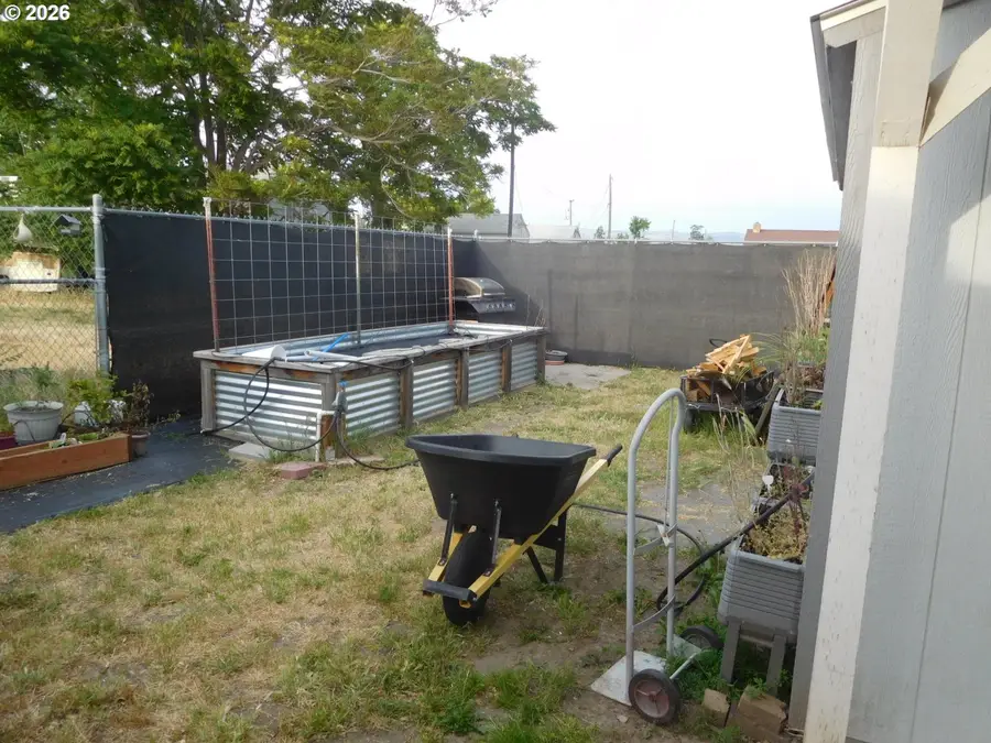 910 Cowl St #15, Milton Freewater, OR 97862 - #3