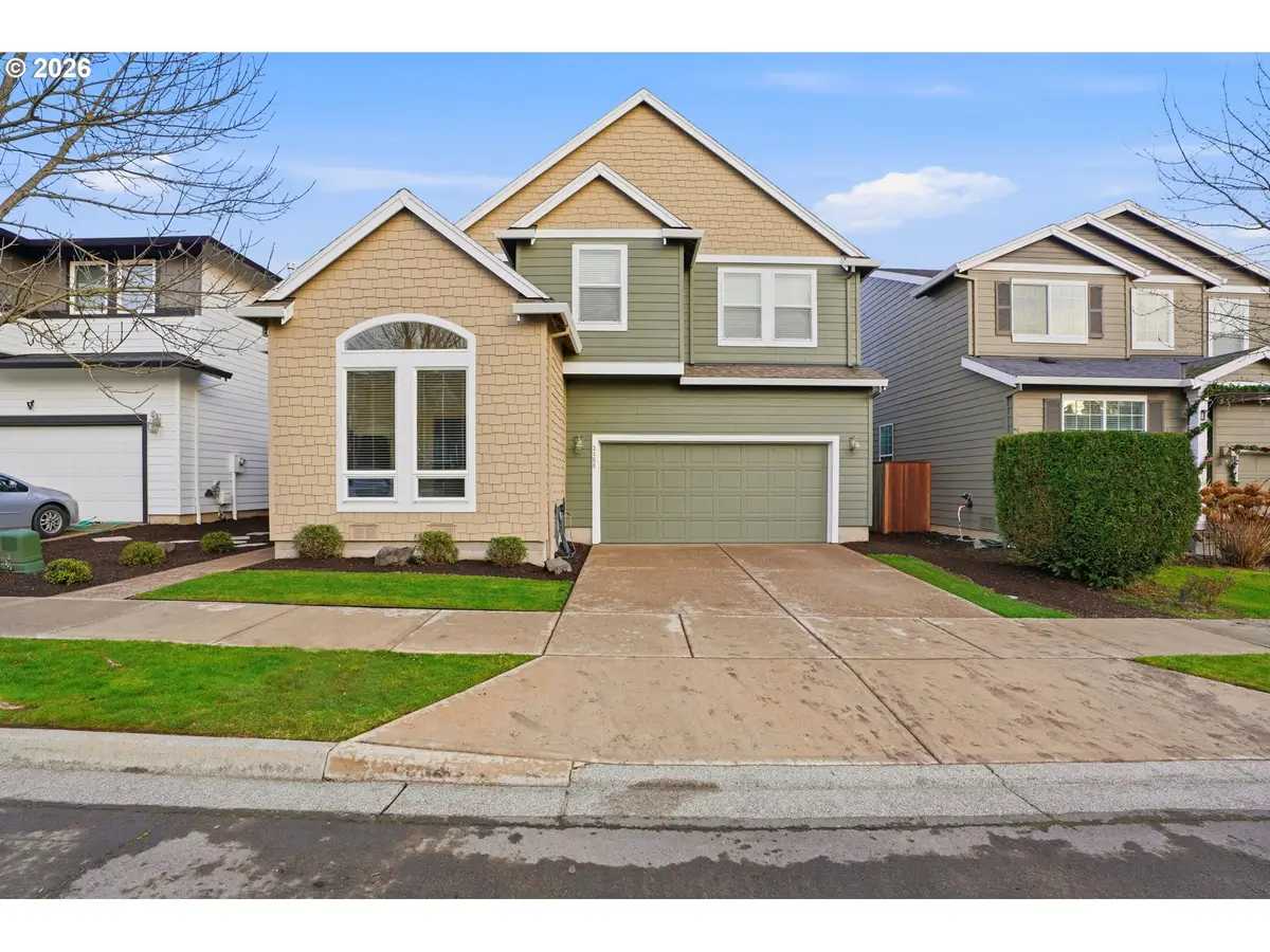 3468 SE Silver Fox Ave, Hillsboro, OR 97123 - Image #1