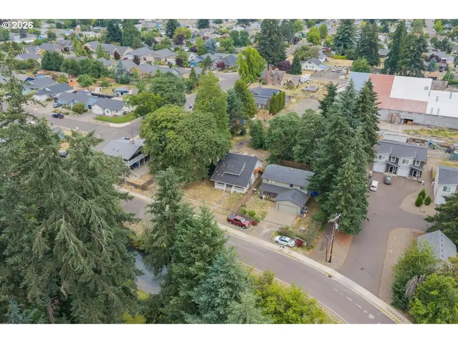 1893 River Rd, Lebanon, OR 97355 - #2