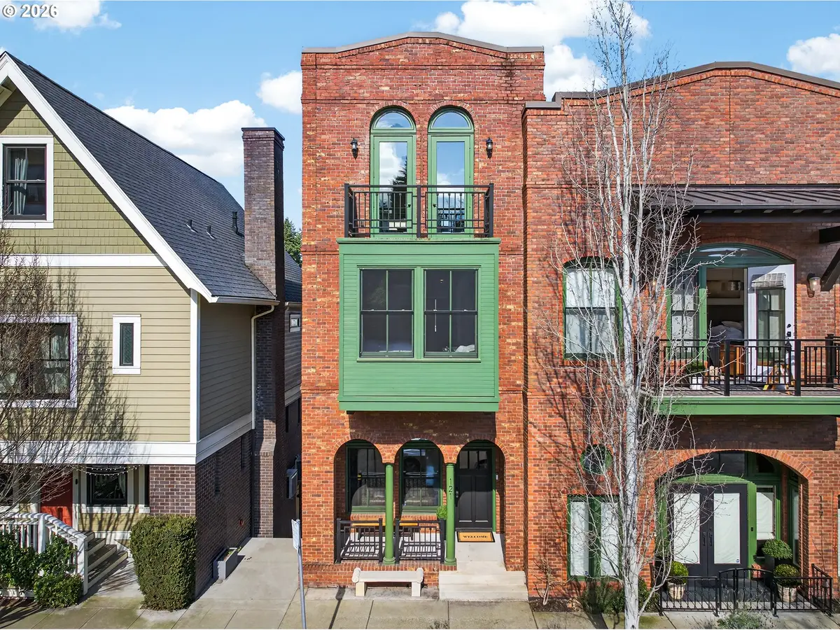 121 SW Gibbs St, Portland, OR 97239 - #1