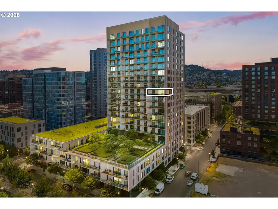 1150 NW Quimby St #1206, Portland, OR 97209 - #2