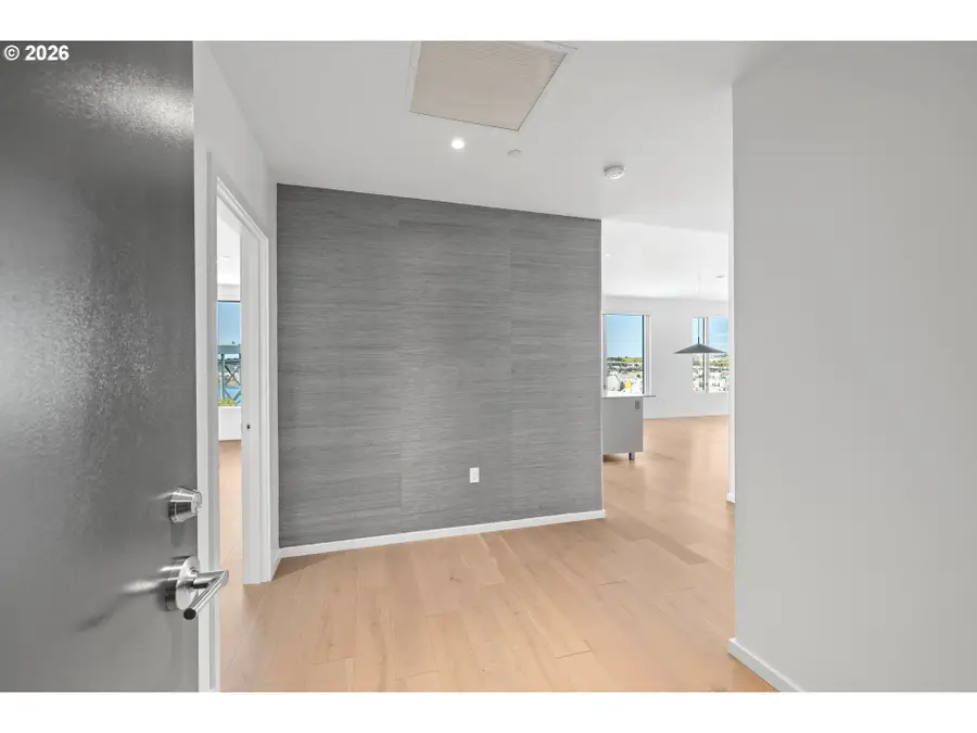 1150 NW Quimby St #1206, Portland, OR 97209 - #3