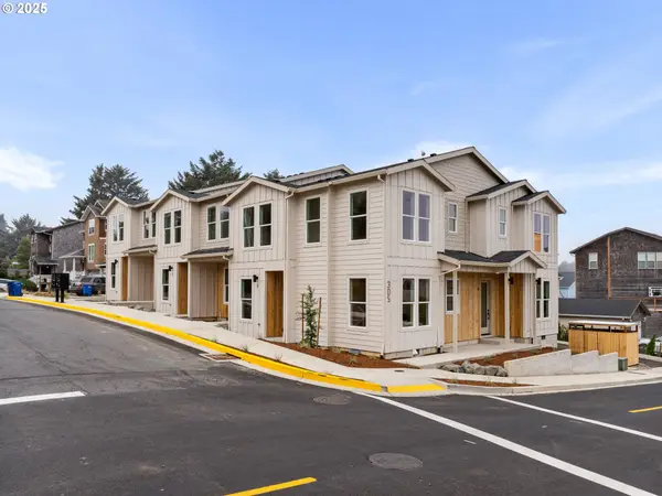 305 SE Jetty Ave #B, LincolnCity, OR 97367